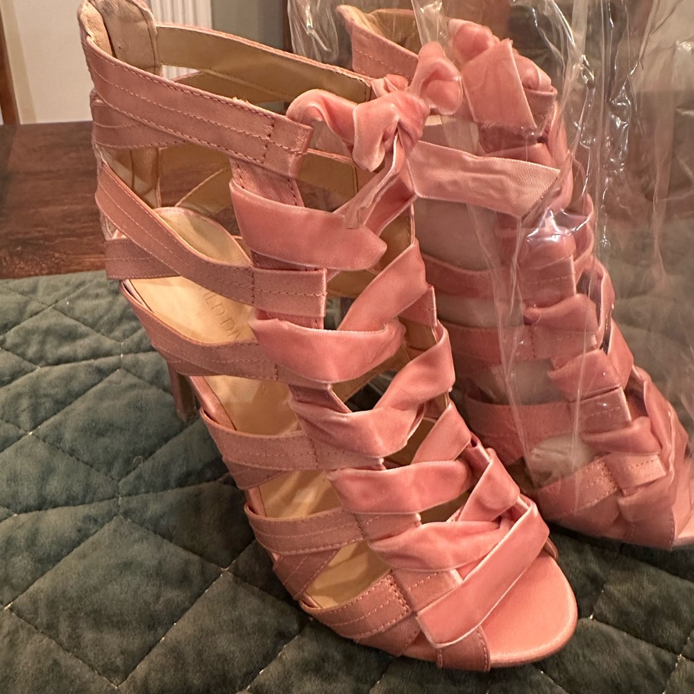 Elegant Pink Velvet Ribbon Strappy Heels